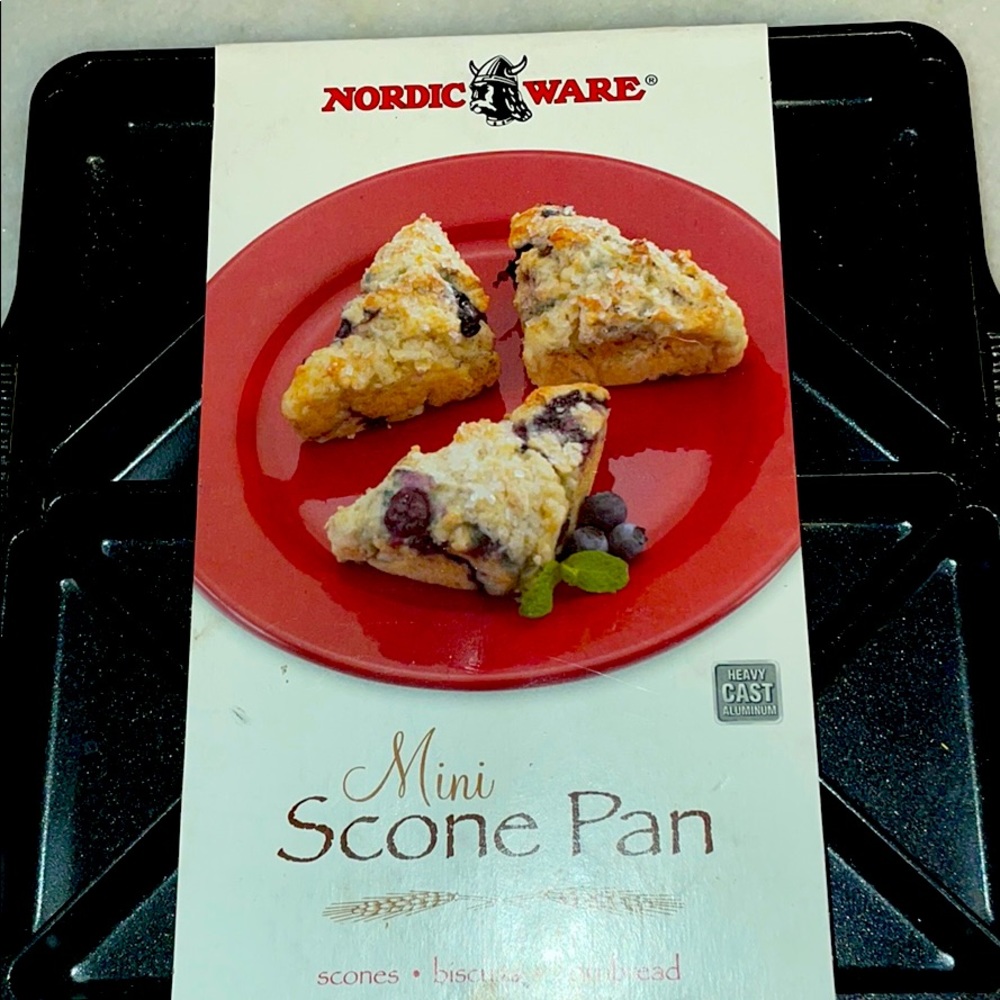 Nordic Ware mini scone pan NEW!